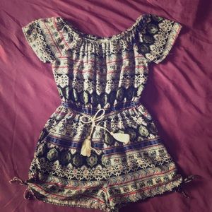 • patterned romper •